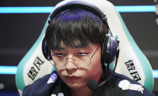 马斯克的AI引发LOL韩服神秘玩家胜率飙升